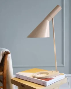 AJ tafellamp warm sand - 5744170123