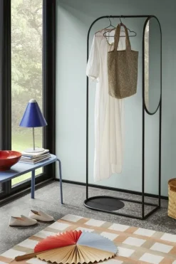 Archie kledingrek met spiegel zwart - 32000049