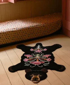 Blooming Black bear vloerkleed L - 1.45.10.076.900.5