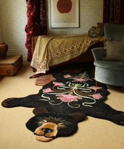 Blooming zwarte beer vloerkleed XL - 1.45.10.093.900.6