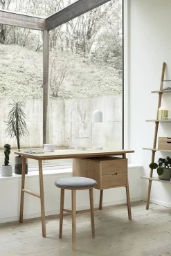 Bureau met 2 opberglades hout