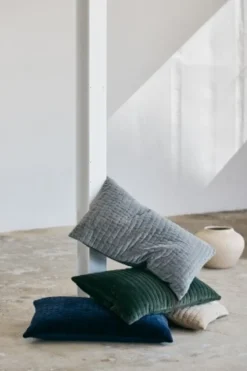 Castor kussen incl vulling - donkerblauw