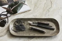 Danna dienblad vierkant - antiek messing