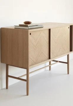 Dressoir met schuifdeuren eikenhout