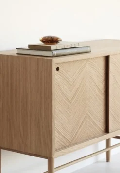 Dressoir met schuifdeuren eikenhout