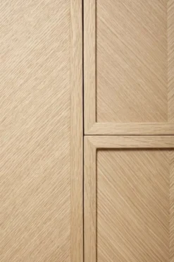 Eiken kast - naturel