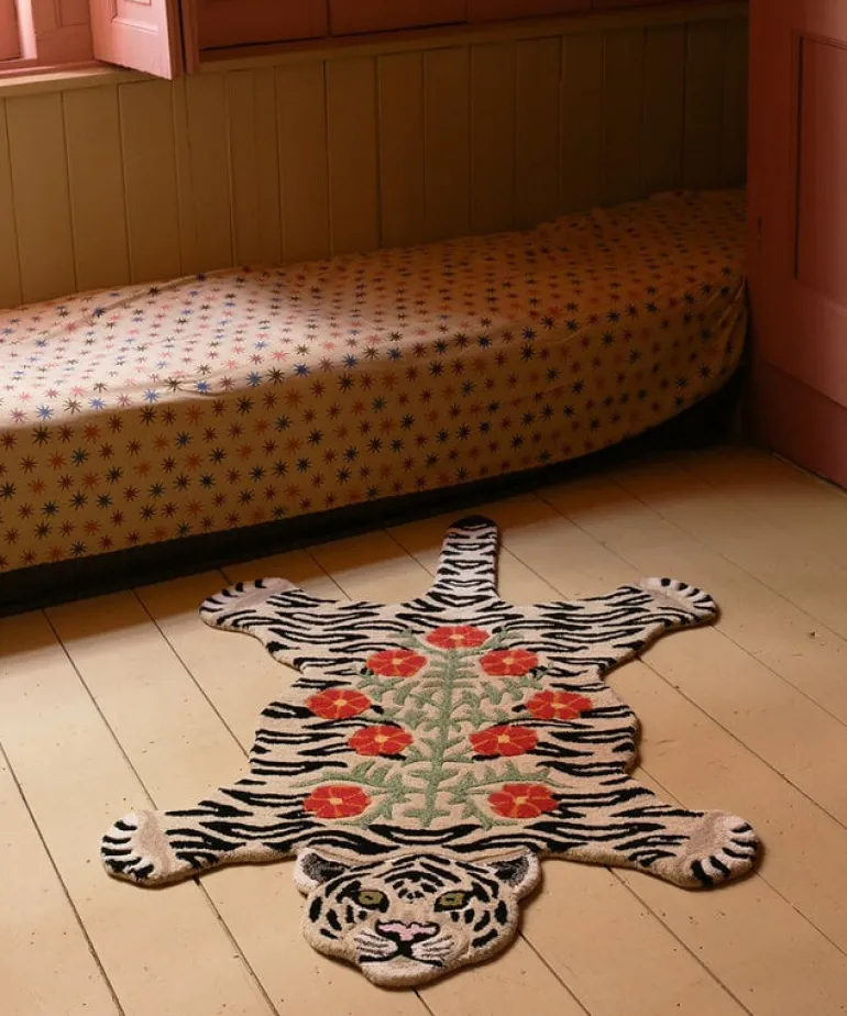 Floral white tiger vloerkleed L - 1.45.10.096.020.5