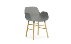 Form Armchair stoel eiken grijs
