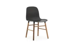 Form Chair walnoot stoel zwart