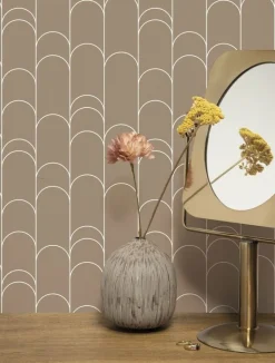 Grafische lijnen behang 100x280cm klei WP-739