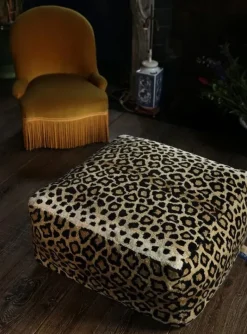 Leopard poef - 1.40.15.004.700.5