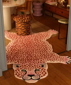 Pinky leopard vloerkleed XL - 1.45.10.099.030.6