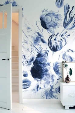 Royal Blue Flowers II bloemen behang